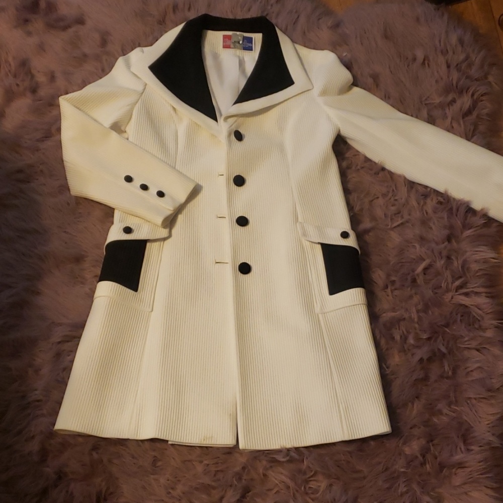 Vintage Power Suit - Picture 5 of 8